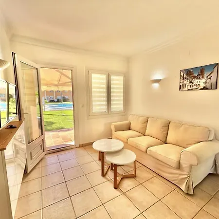 Teresa Oliva Nova Apartment