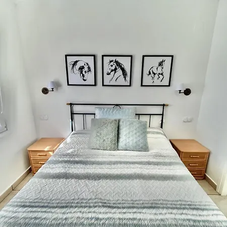 Teresa Oliva Nova Apartment Les Deveses